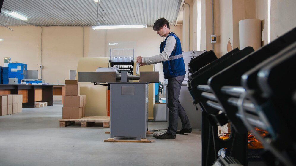 Worker and printing machine, polygraph industry, wide angle